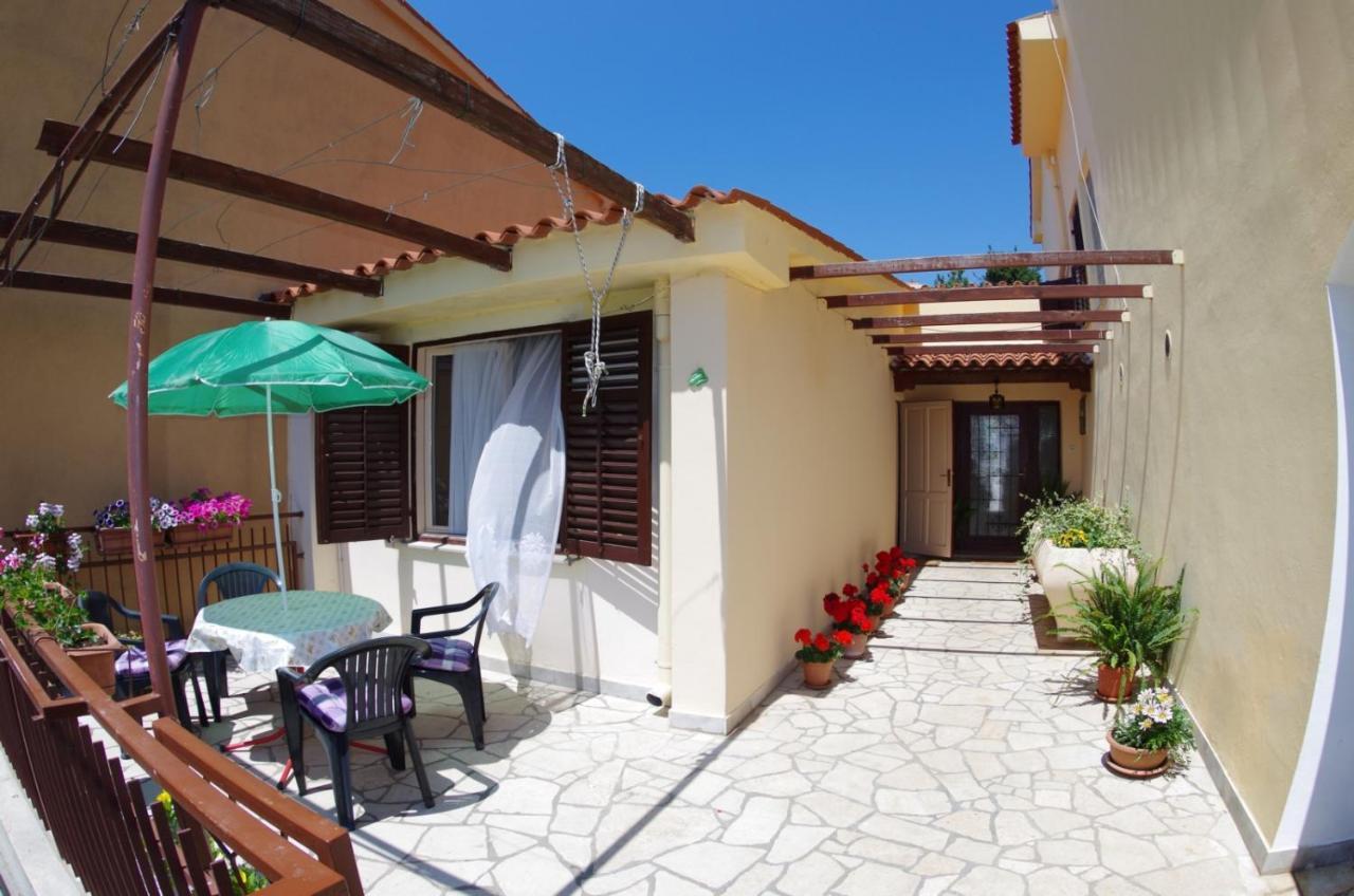 Holiday Apartments Ruzica, Pjescana Uvala Luaran gambar