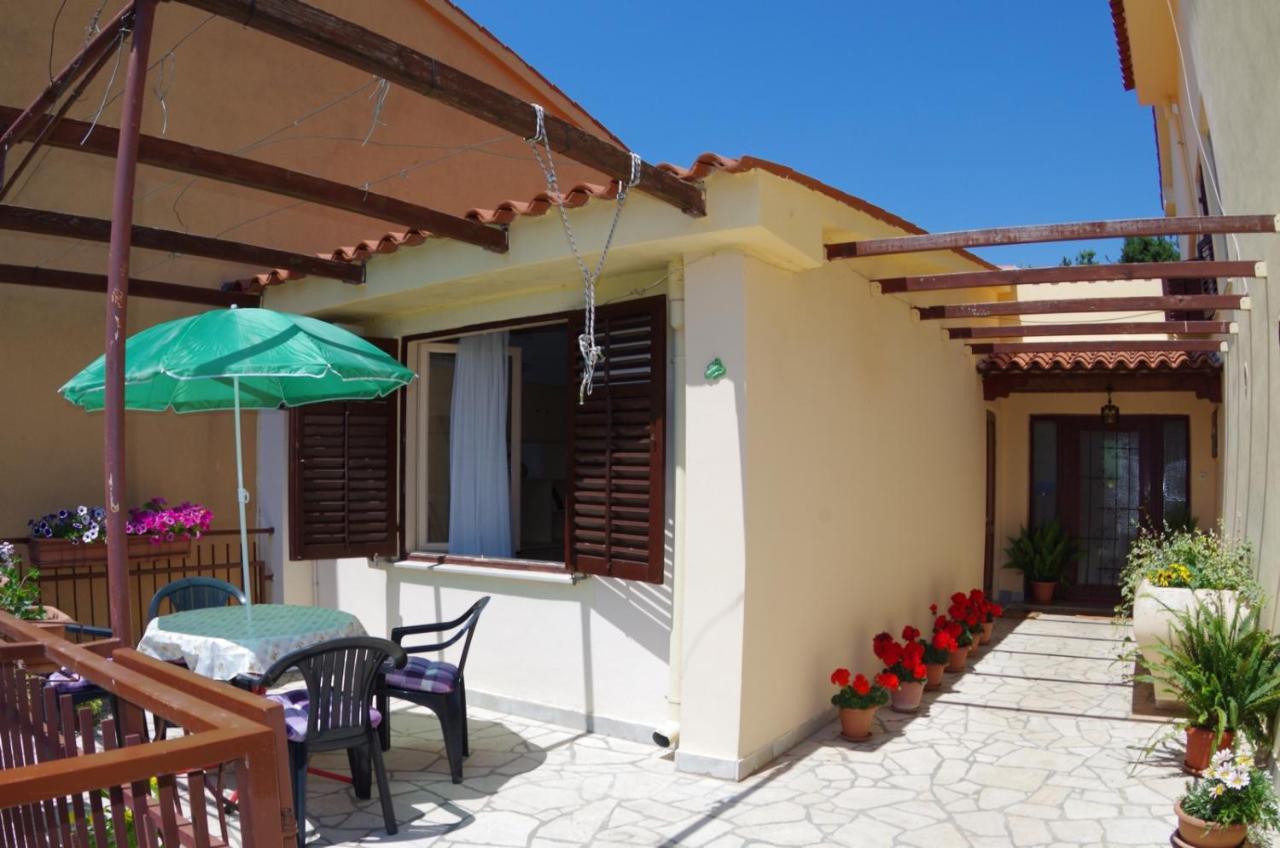 Holiday Apartments Ruzica, Pjescana Uvala Luaran gambar