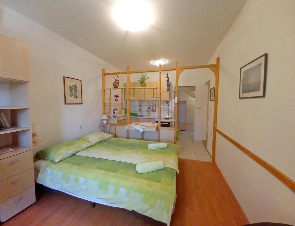 Holiday Apartments Ruzica, Pjescana Uvala Luaran gambar